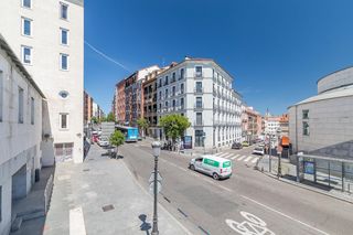 Business premise in Calle ARGANZUELA