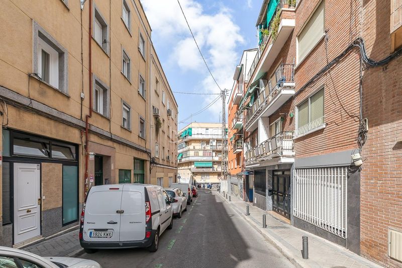 Foto 2b1ec205-5b74-4c34-8827-303a6bb9da25. Piso en Berruguete Madrid