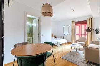 Rent Studio  Calle robledo