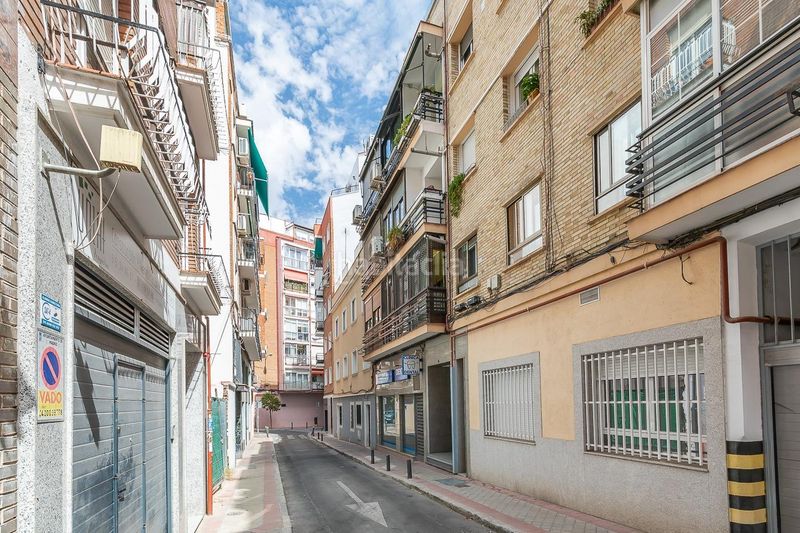 Foto 9a588a25-1c5b-46d6-9fa7-7dc86b2c4e15. Flat with heating in Fuente del Berro Madrid