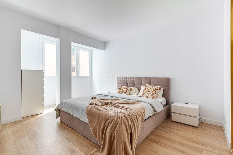 Foto a97f807d-77aa-4908-9da1-cb361d59699e. Flat with heating in Fuente del Berro Madrid