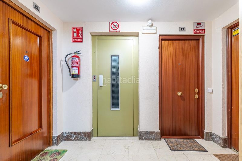 Foto b4c0f5e0-d20f-411c-aa2c-1d22e140d75f. Flat with heating in Fuente del Berro Madrid