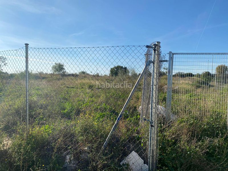 Foto f2b6a25c-a774-4a97-85e9-e91ec45b0448. Solar industrial a Rejas Madrid