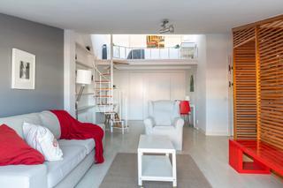 Location Attique  C. de cartagena, 42. Fantástico ático en el corazón de guindalera