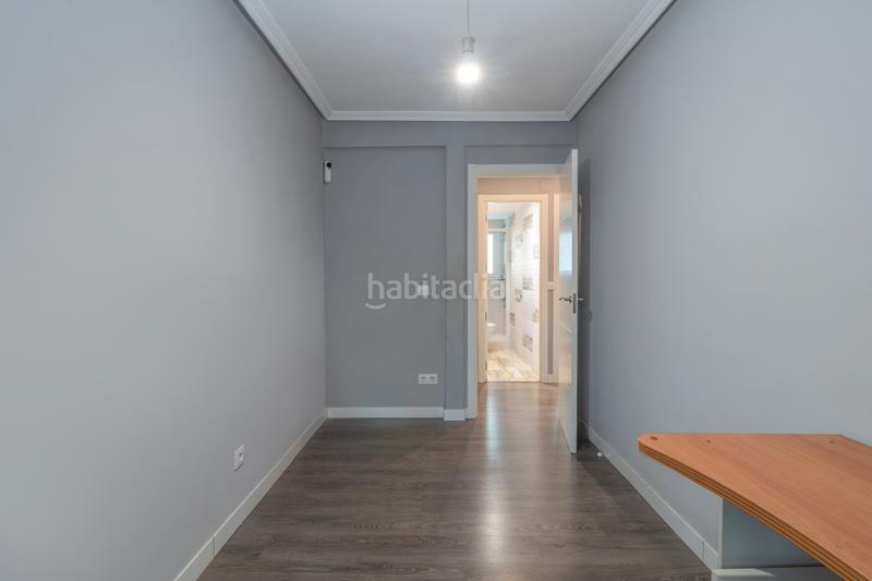 Foto d8a2824a-428a-4361-a855-3d8b8a364a19. Apartamento en Aluche Madrid