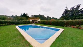 Chalet  57 camiño tres castiñeiros. Espectacular chalet con piscina y 6.000m de parcela