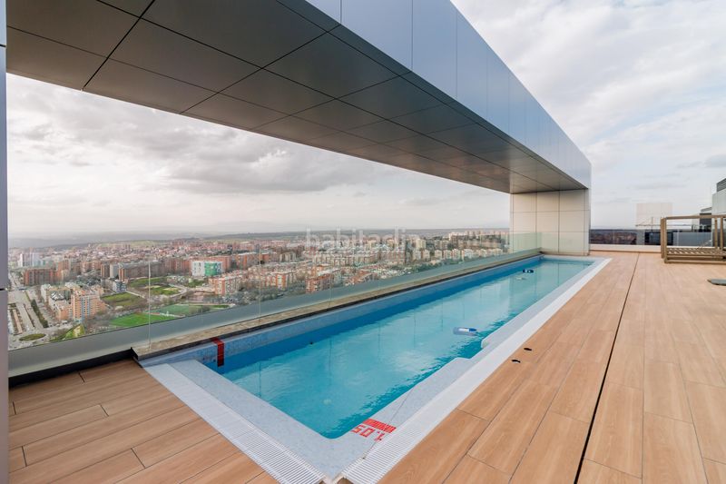 Foto 36ec538e-d48e-43ad-9485-d4a62c5ef6f9. Apartament amb calefacció aparcament piscina a Valdeacederas Madrid