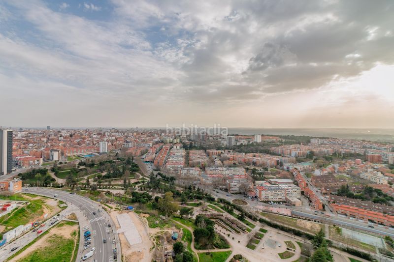 Foto 52128038-0102-47eb-8792-a509622382c4. Apartament amb calefacció aparcament piscina a Valdeacederas Madrid