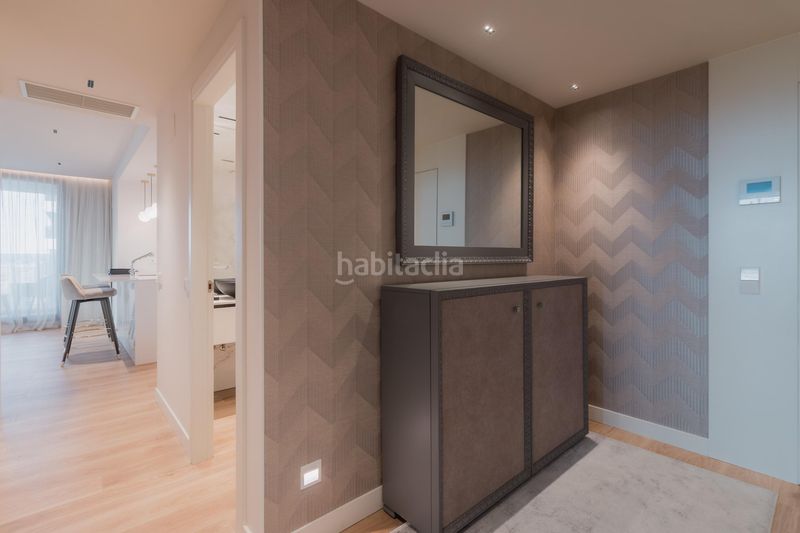 Foto 91ea858c-4956-4618-88d3-d66bf8e34f1e. Apartament amb calefacció aparcament piscina a Valdeacederas Madrid