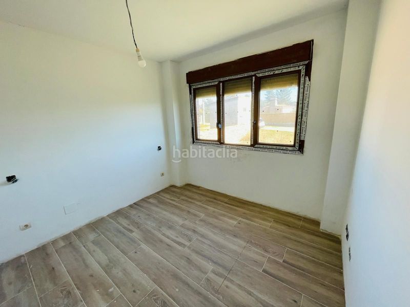 Foto aa367e17-9b31-46f7-9279-6793c0f216b6. Casa aparellada amb aparcament a Navalperal de Pinares