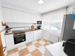 Chalet  81 n avenida del conde de coruña #planta baja. Venta de chalet