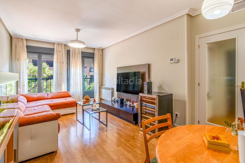 Foto b3cd27ab-2926-4bd8-8813-0ff9ecc1f74c. Apartament amb calefacció aparcament piscina a Montecillo Rozas de Madrid (Las)