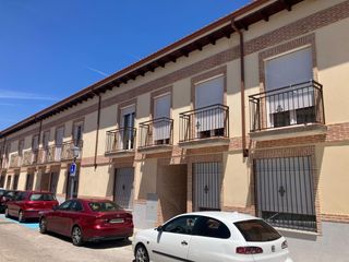 Duplex  5 calle virgen de la natividad #3. Duplex dos dormitorios, plaza garaje y trastero a estrenar