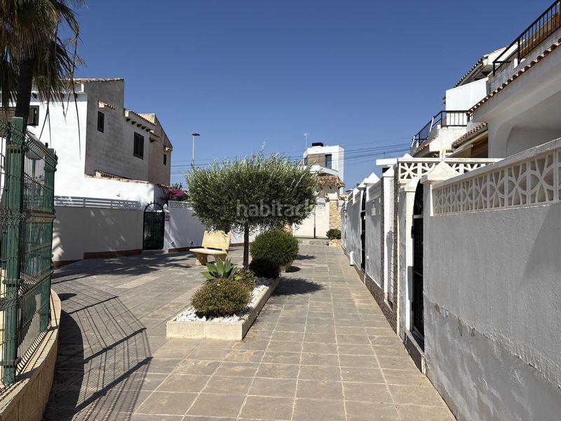 Foto 5eadb7f1-ab09-4126-ac69-05e5ebc1baac. Apartament amb piscina a Aguas Nuevas Torrevieja