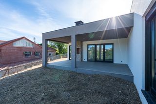 Mas  60 calle peña unzué #planta baja. Venta chalet soto del real