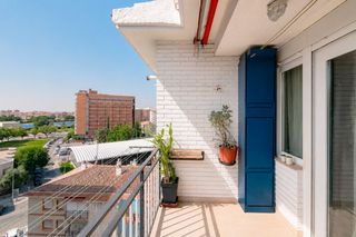 Apartament  20 calle marchamalo #planta 8. 8ª y última planta con terraza, 3 dormitorios y vistas despejada
