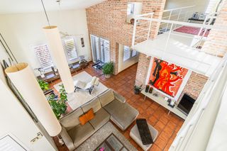 Chalet  Av. de atenas, 162. Hogar independiente con alma