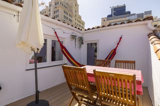 Rent Penthouse  6 calle de muñoz torrero #planta 4. Precioso ático detrás de gran vía