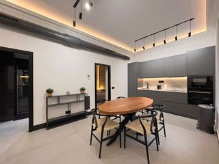 Apartament  Calle de garcía de paredes #72. Local en venta en chamberí