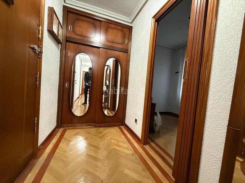 Foto b8ef55b2-9068-47a0-8889-3c222dbf2c3e. Alquiler planta baja piso en alquiler, francisco ricci, en Madrid