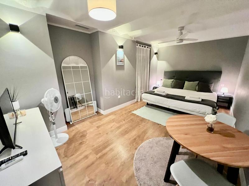 Foto cb79e865-a97d-4f92-aabb-6d23eb0f82d4. Planta baja piso en venta en calle del castillo, en Madrid