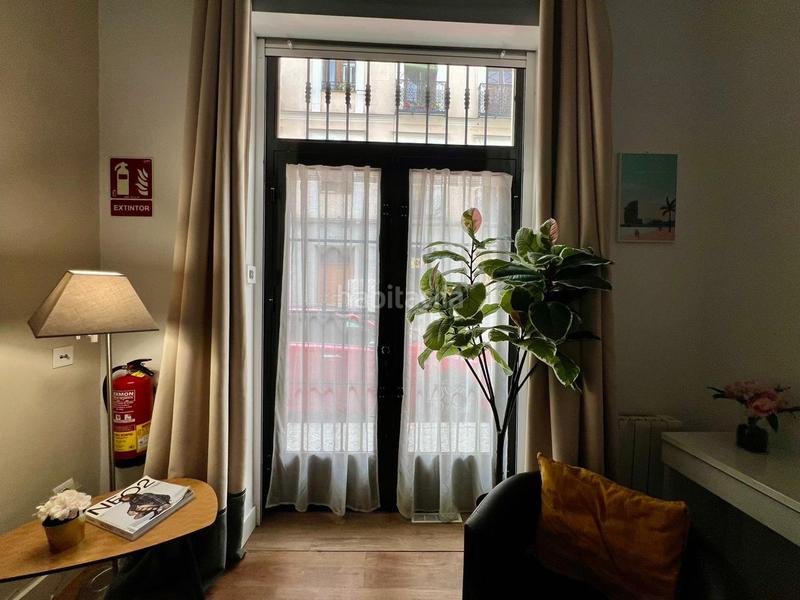 Foto e588e318-77d9-4db5-9dbd-694ed55bf63e. Planta baja piso en venta en calle del castillo, en Madrid