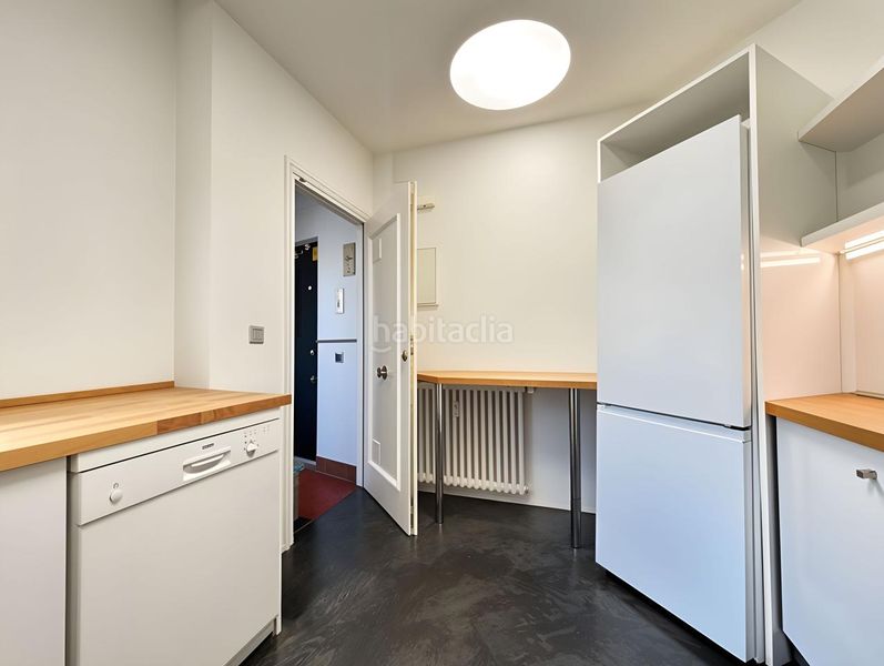 Foto 6175081d-35c5-401c-be0e-7c19b47c5684. Pis amb aparcament a Vallehermoso Madrid