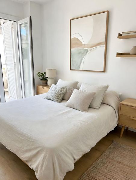 Foto ee0f2ba5-2494-4e2a-9b43-997e6c6cf69e. Pis a Puerto Banús Marbella