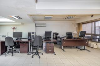 Office space  Calle de santa engracia. Oficina en el prestigioso barrio de almagro