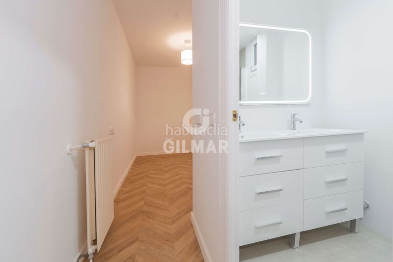 Foto 0a10fb6e-8d54-4fd7-b7f2-a73392d67bae. Pis amb calefacció a Gaztambide Madrid