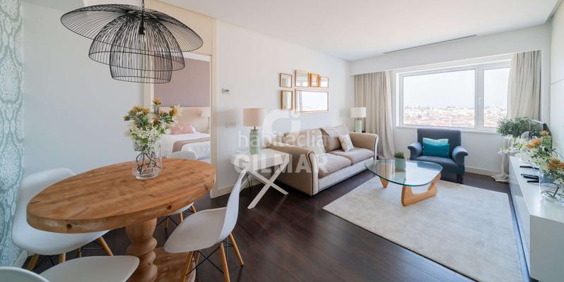 Foto 1a0403a4-bb22-4c55-8c3b-7eac75dd7749. Pis amb calefacció piscina a Recoletos Madrid