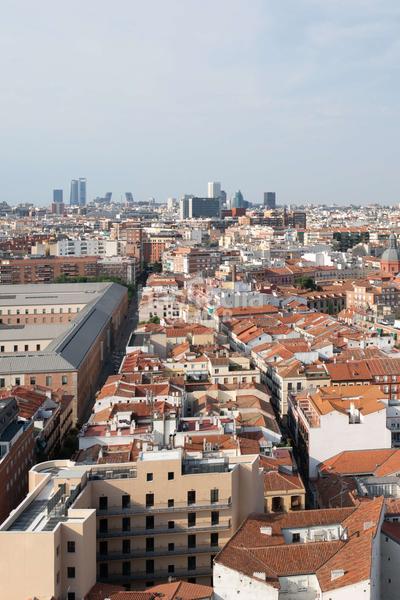 Foto b01fdcb7-be27-471c-b05f-aabc6cb05b45. Pis amb calefacció piscina a Recoletos Madrid