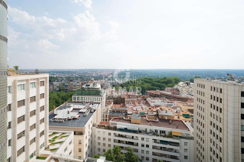 Foto def26fdd-1d0b-4e51-8f90-2ff522ff4ce1. Pis amb calefacció piscina a Recoletos Madrid