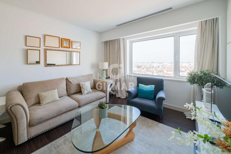 Foto fcfc8827-5675-4a5e-a268-150762bc4074. Pis amb calefacció piscina a Recoletos Madrid