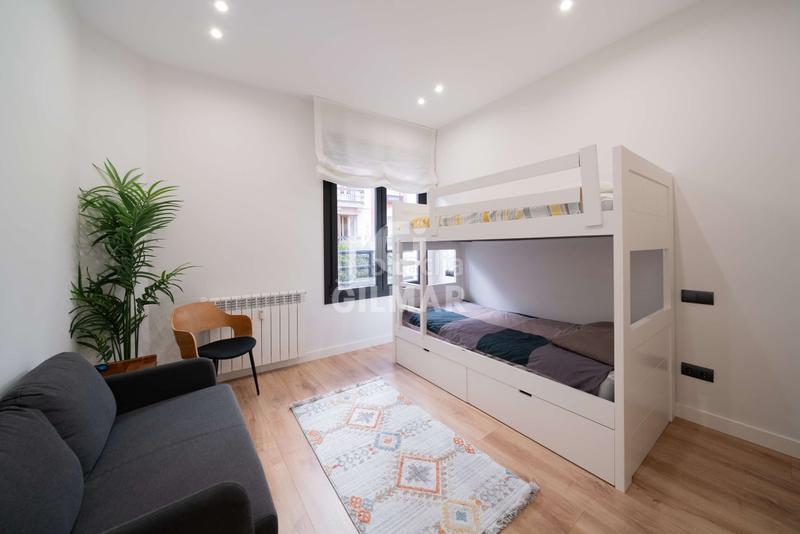 Foto 170bc336-e85d-46c5-85c8-01fc9fa0d21e. Etagenwohnung mit heizung in Trafalgar Madrid