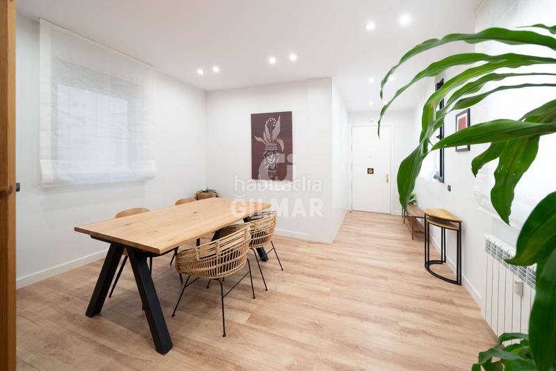 Foto 5b4e0688-8a7d-44cf-9c15-8b6cbc1b4960. Etagenwohnung mit heizung in Trafalgar Madrid