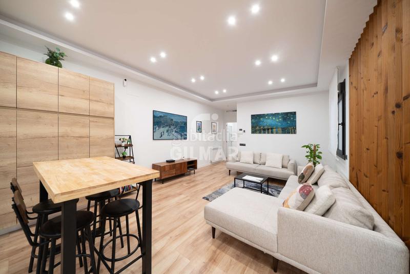 Foto c5b1fbb0-adc7-4553-8f89-1f6c663298b3. Etagenwohnung mit heizung in Trafalgar Madrid