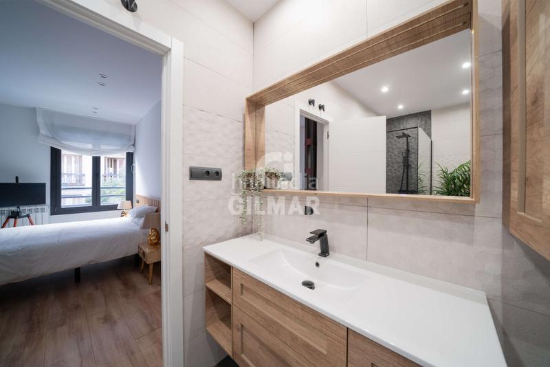 Foto fba4e2a1-5385-4738-9452-4fea7a8549ab. Etagenwohnung mit heizung in Trafalgar Madrid