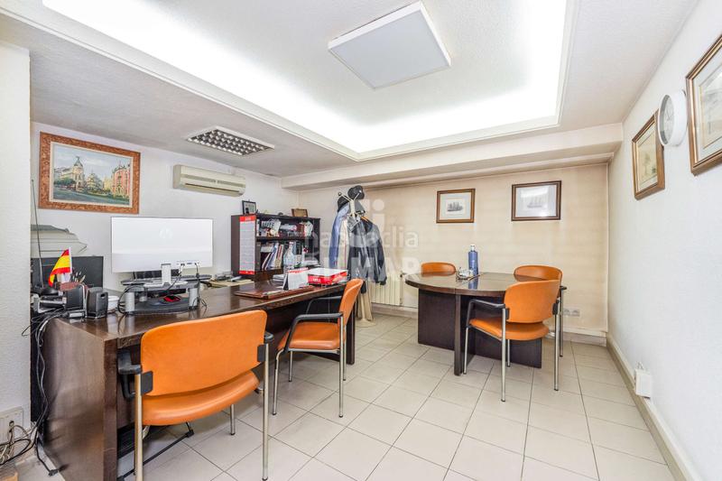 Foto bb4abab1-3b75-440d-be78-75ae2d3b70bf. Oficina  en el prestigioso barrio de almagro, chamberí, . con una superficie de 91 m, esta oficina es ideal para aquellos que en Madrid