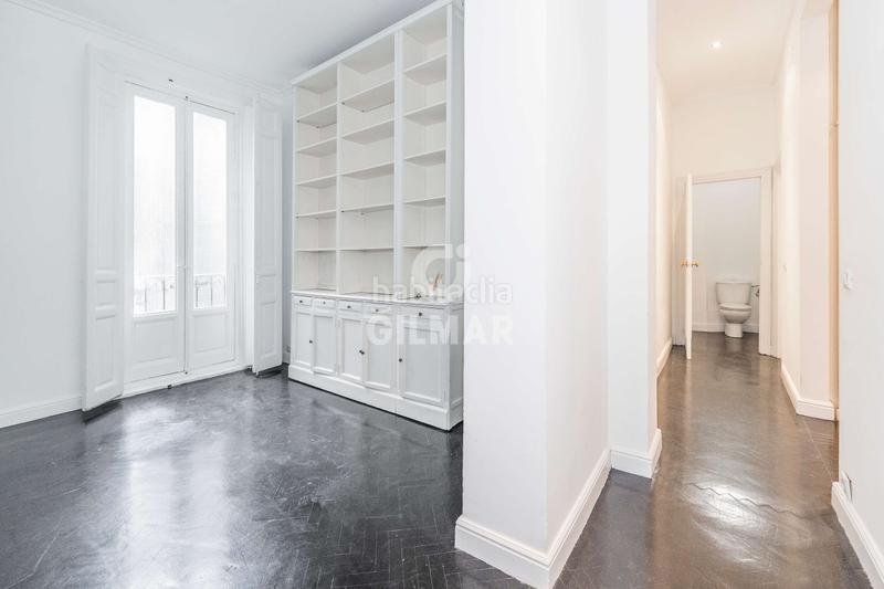 Foto 75a5ef87-a25d-4192-80d3-789960af5b66. Appartamento con riscaldamento in Almagro Madrid