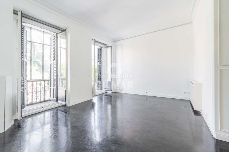 Foto f475fd2d-49f9-4703-8781-fbaf5fbe3987. Appartamento con riscaldamento in Almagro Madrid