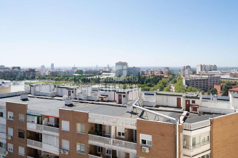 Foto d0440236-1775-4c66-a636-7d74befab0ea. Pis amb calefacció a Vallehermoso Madrid
