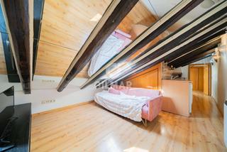 Piso en Universidad-Malasaña. En pleno corazón de madrid, en el emblemático barrio de malasaña