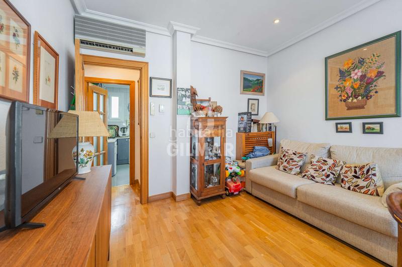 Foto 2dc928c8-1642-4729-a555-4affb98c3675. Àtic amb calefacció a Gaztambide Madrid