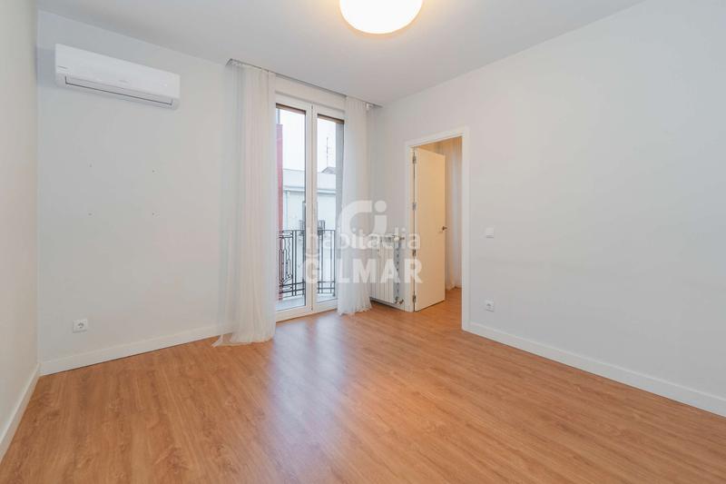 Foto 7e44d00c-7ba9-4673-b26f-fe32272c8e26. Pis amb calefacció a Arapiles Madrid