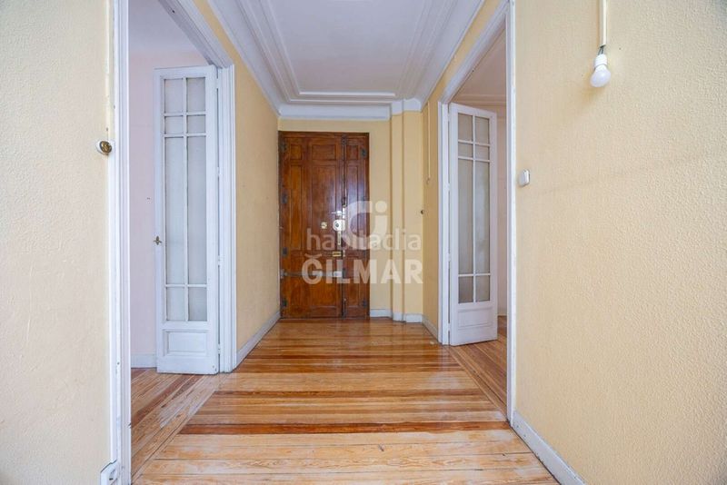 Piso presentamos en el corazón del codiciado barrio de Almagro, en el distrito de chamberí, este impresionante piso de 245 m, que redef en Madrid - Imagen 8