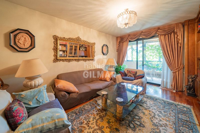 Foto bdbf9cd3-6bc3-4a16-8dcc-fd37dd44f89c. Pis amb calefacció aparcament a Almagro Madrid