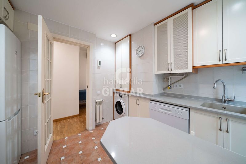 Foto 861f6521-c2c5-42a4-b336-8cef9f24cd17. Pis amb calefacció aparcament a Arapiles Madrid