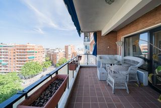 Appartamento in Vallehermoso. Descubre esta espectacular vivienda en altura ubicada en el pres