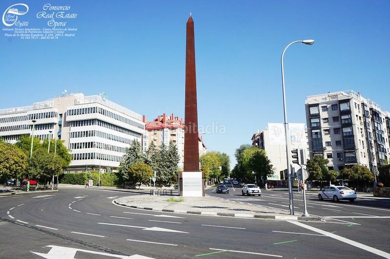 Foto b0decc3f-b09a-48cb-81b8-73d5620624b5. Local comercial a Acacias 59 a Acacias Madrid